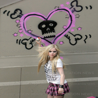 Avril Lavigne - Girlfriend (Remixes) [CD 1]